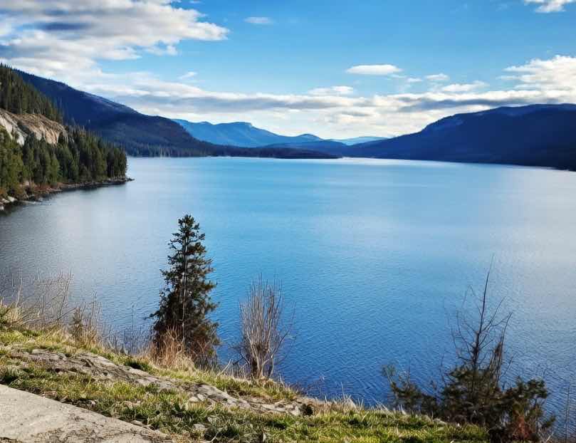 Christina Lake Highway 3 Viewpoint